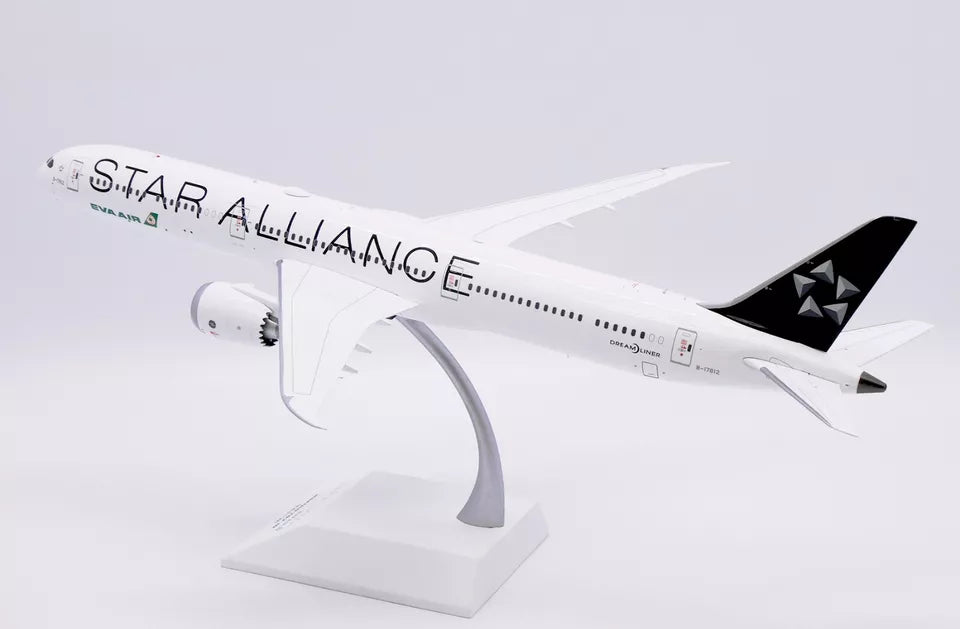 JC WINGS B787-10 DREAMLINER EVA AIR "STAR ALLIANCE LIVERY" REG: B-17812
