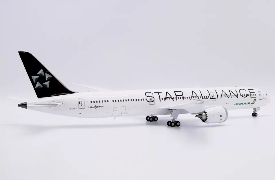 JC WINGS B787-10 DREAMLINER EVA AIR "STAR ALLIANCE LIVERY" REG: B-17812