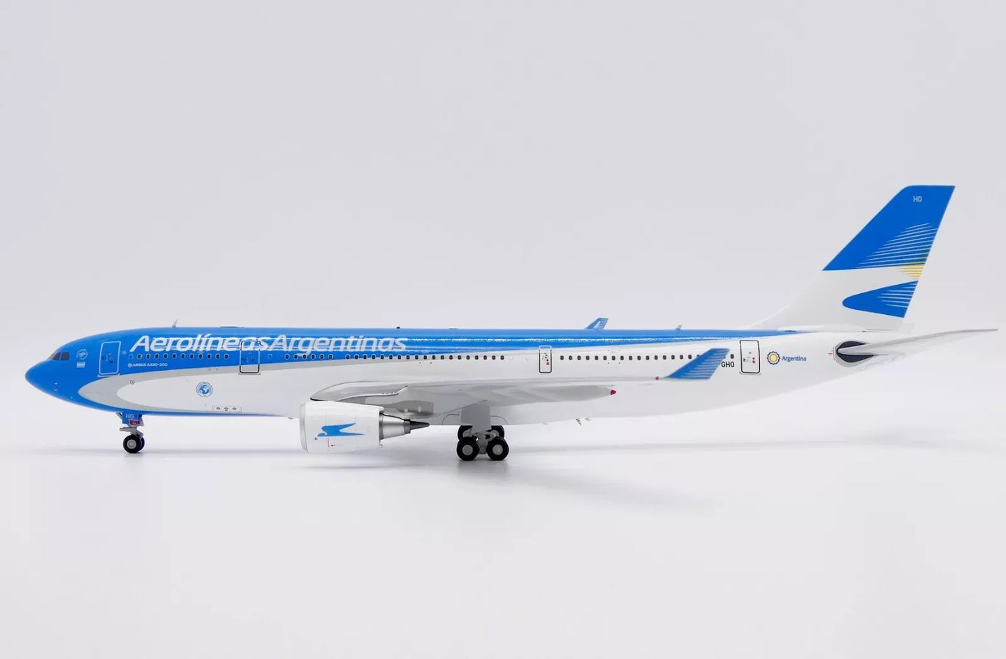 JC WINGS A330-200 AEROLINEAS ARGENTINAS REG: LV-GHQ
