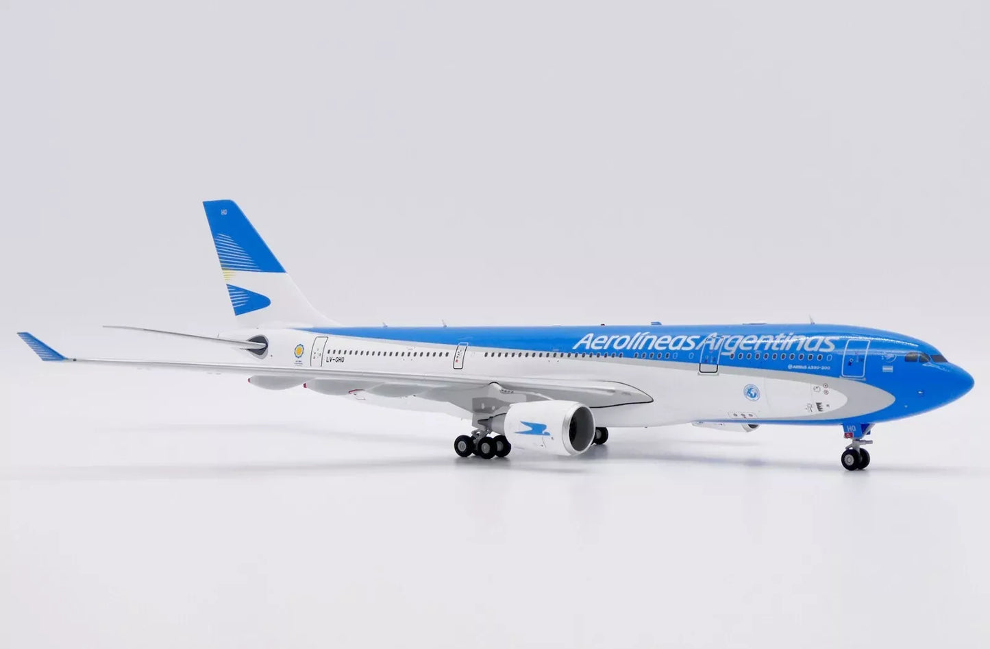 JC WINGS A330-200 AEROLINEAS ARGENTINAS REG: LV-GHQ