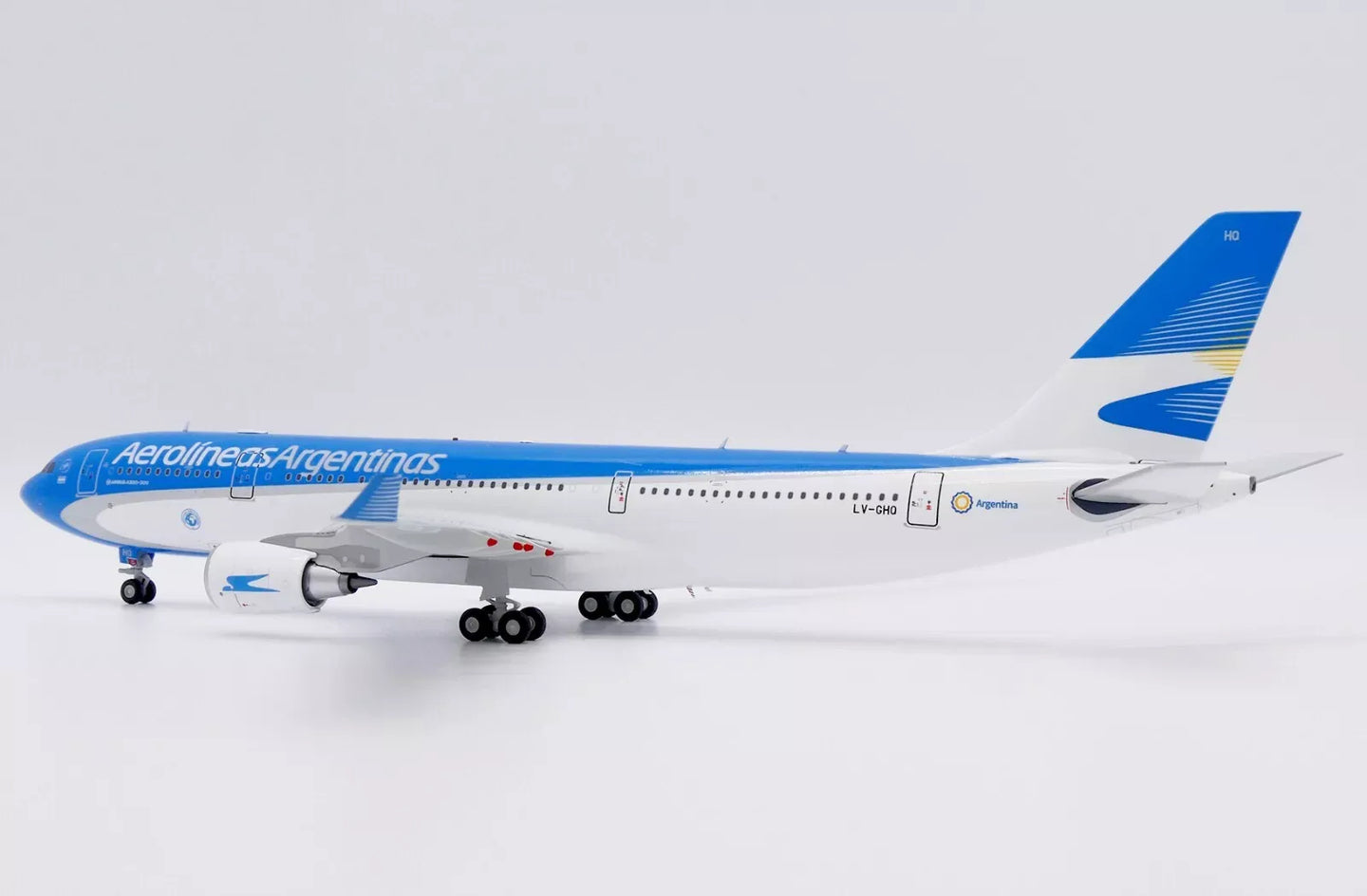 JC WINGS A330-200 AEROLINEAS ARGENTINAS REG: LV-GHQ
