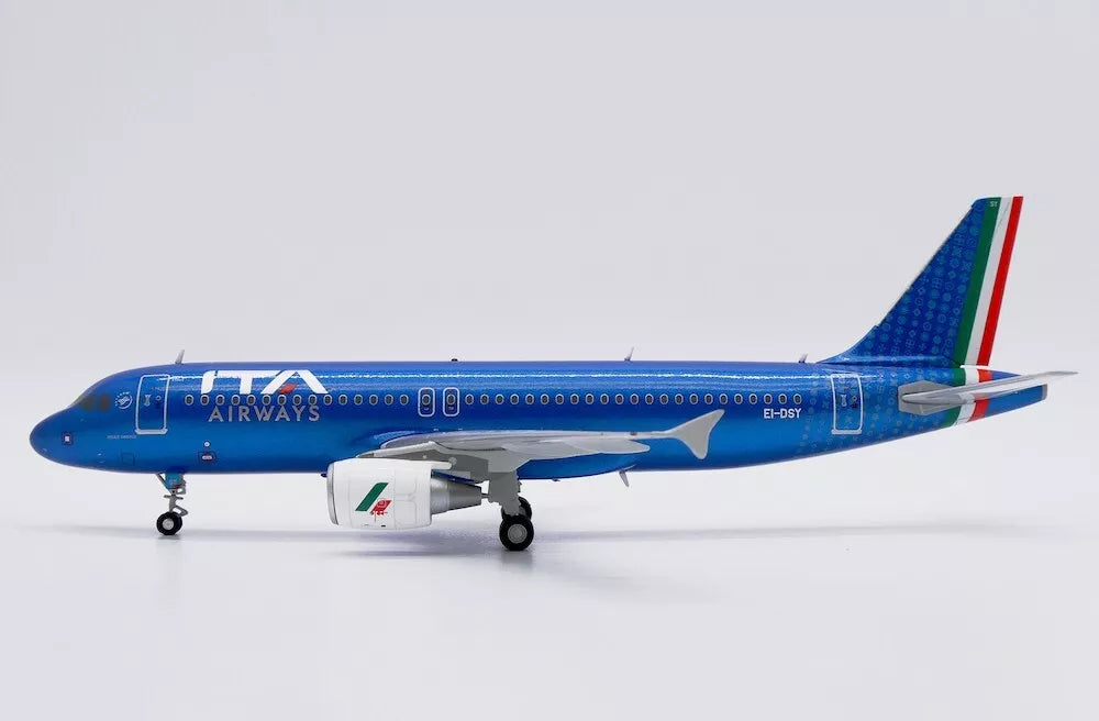 JC WINGS A320 ITA AIRWAYS REG: EI-DSY