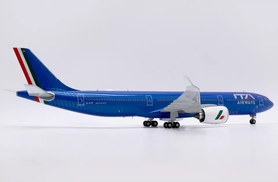JCWINGS  A330-900NEO ITA AIRWAYS REG: EI-HJN