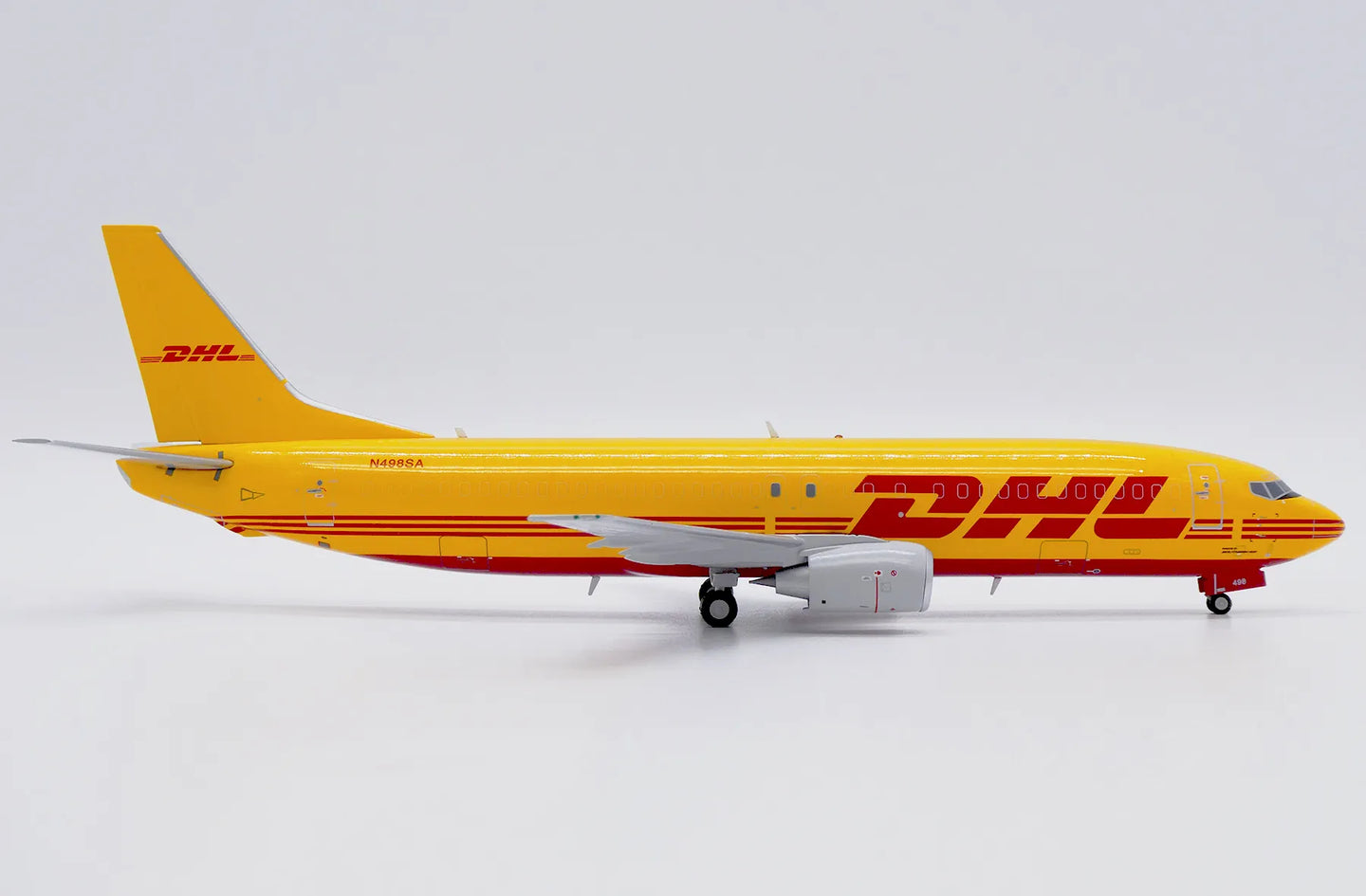 JC WINGS B737-400(SF) DHL (SOUTHERN AIR) REG: N498SA