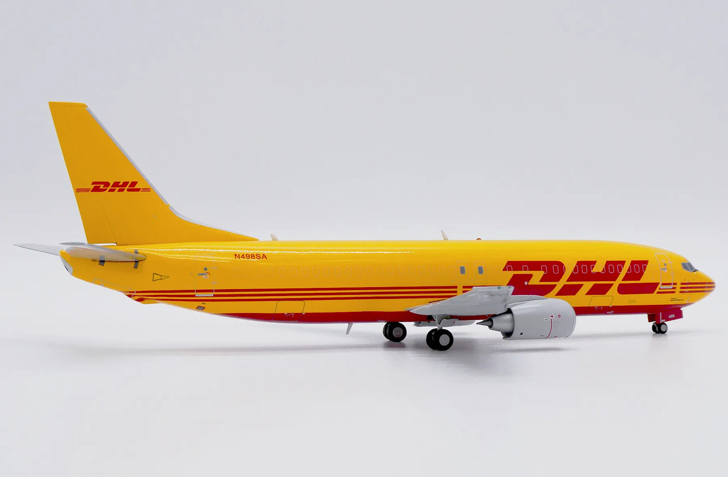 JC WINGS B737-400(SF) DHL (SOUTHERN AIR) REG: N498SA