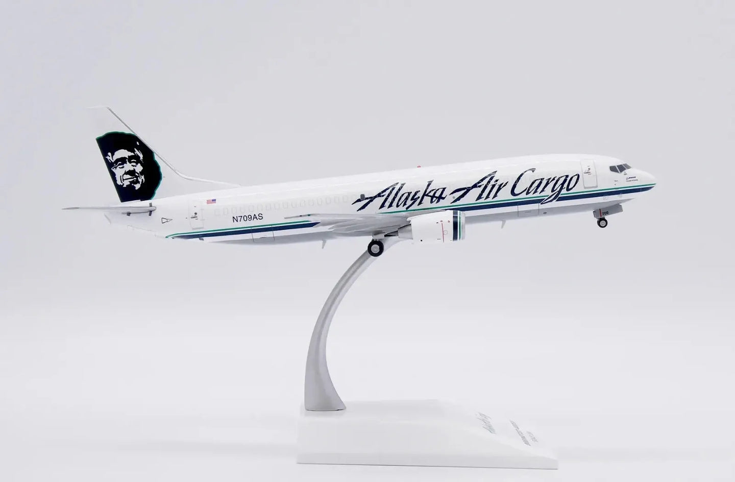 JC WINGS B737-400(SF) ALASKA AIR CARGO REG: N709AS