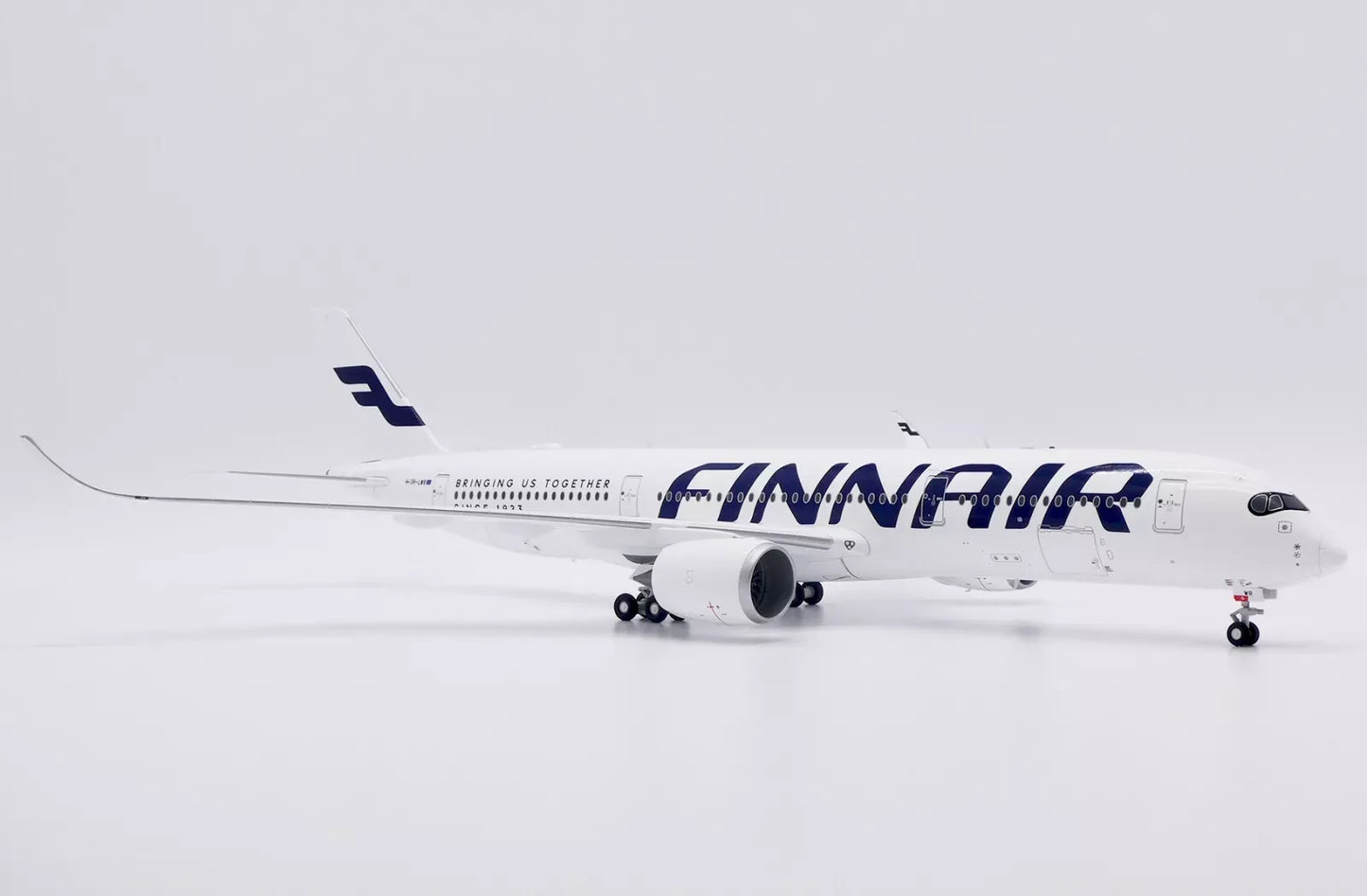 JC WINGS A350-900XWB FINNAIR "BRINGING US TOGETHER SINCE 1923" REG: OH-LWR