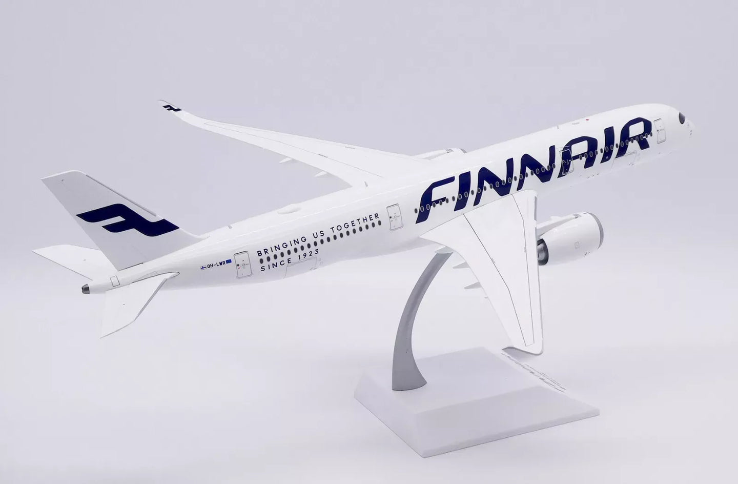 JC WINGS A350-900XWB FINNAIR "BRINGING US TOGETHER SINCE 1923" REG: OH-LWR