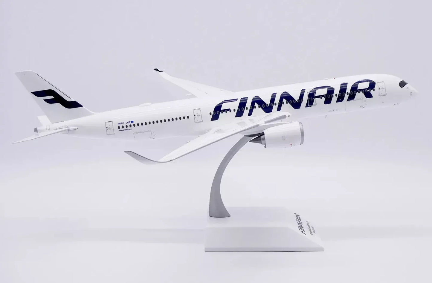 JC WINGS A350-900XWB FINNAIR REG: OH-LWS