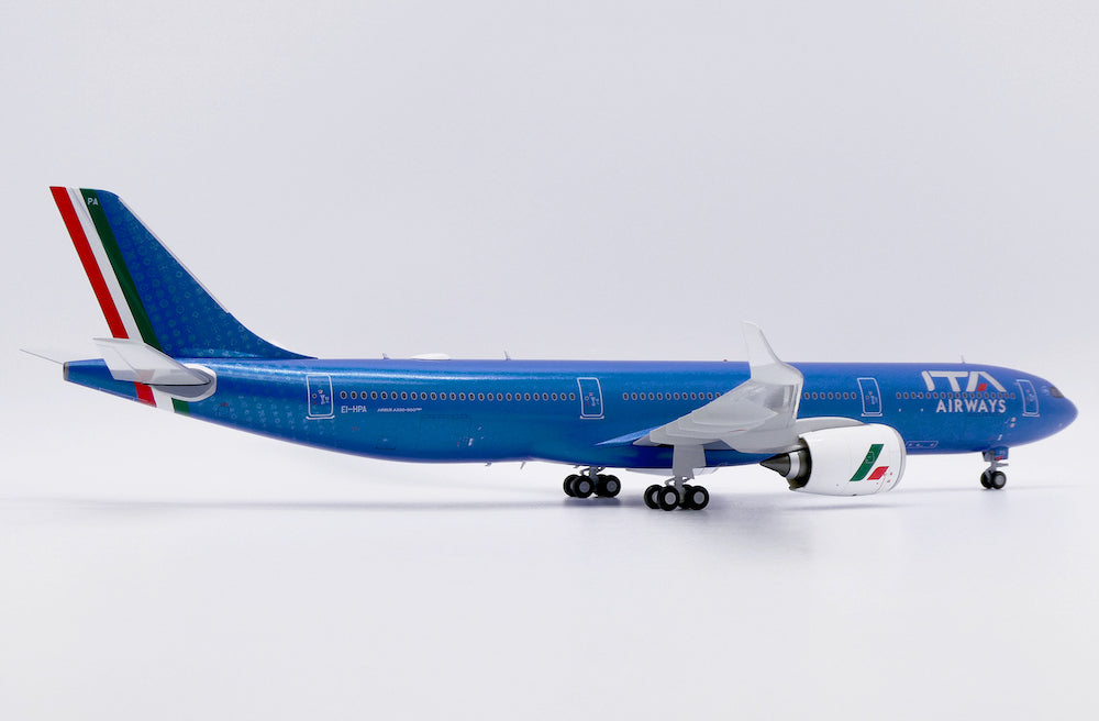 JC WINGS A330-900NEO ITA AIRWAYS REG: EI-HPA