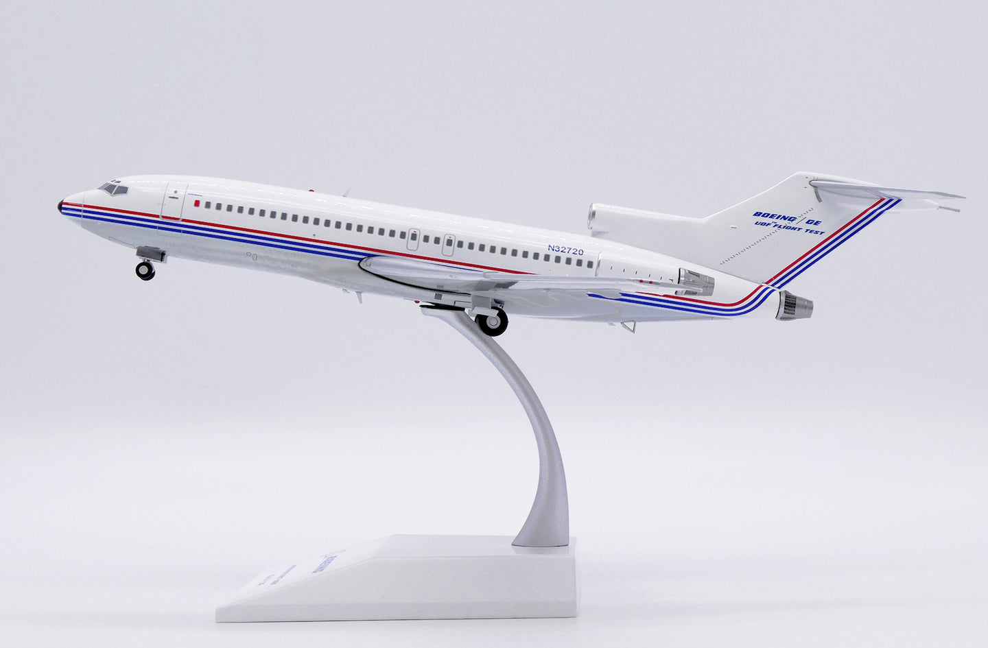 JC WINGS B727-100 BOEING HOUSE COLOUR "UDF FLIGHT TEST" (POLISHED) REG: N32720