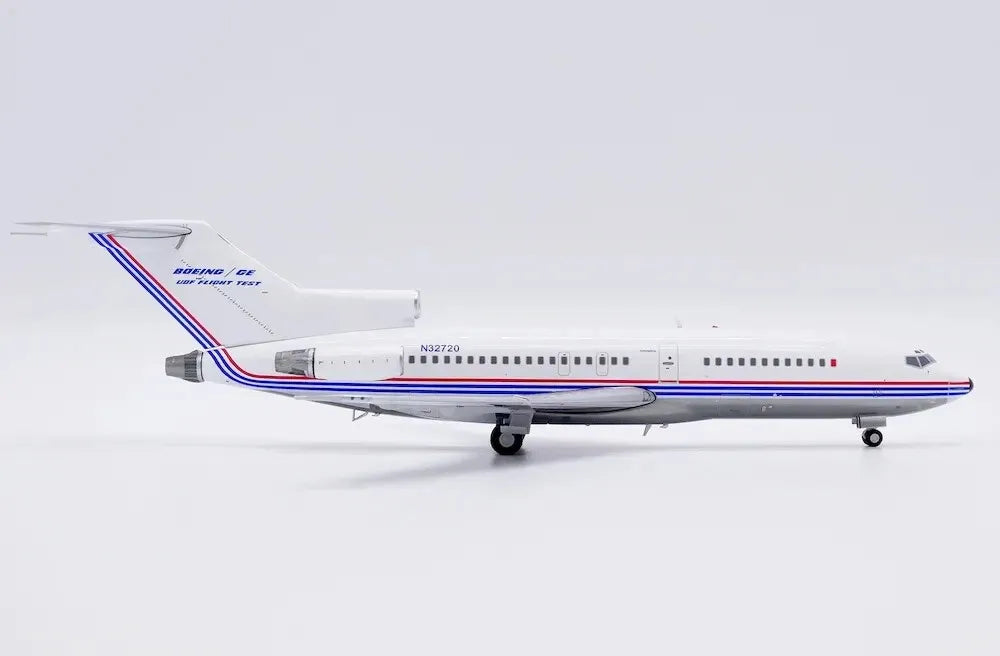 JC WINGS B727-100 BOEING HOUSE COLOUR "FLIGHT TEST FANTASY" REG: N32720
