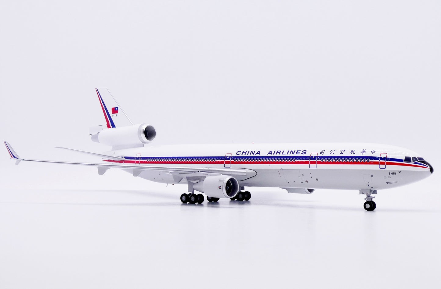 JC WINGS MD-11 CHINA AIRLINES REG: B-151