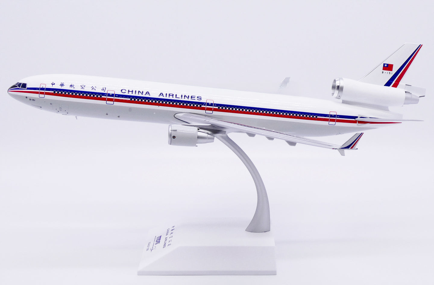 JC WINGS MD-11 CHINA AIRLINES REG: B-151