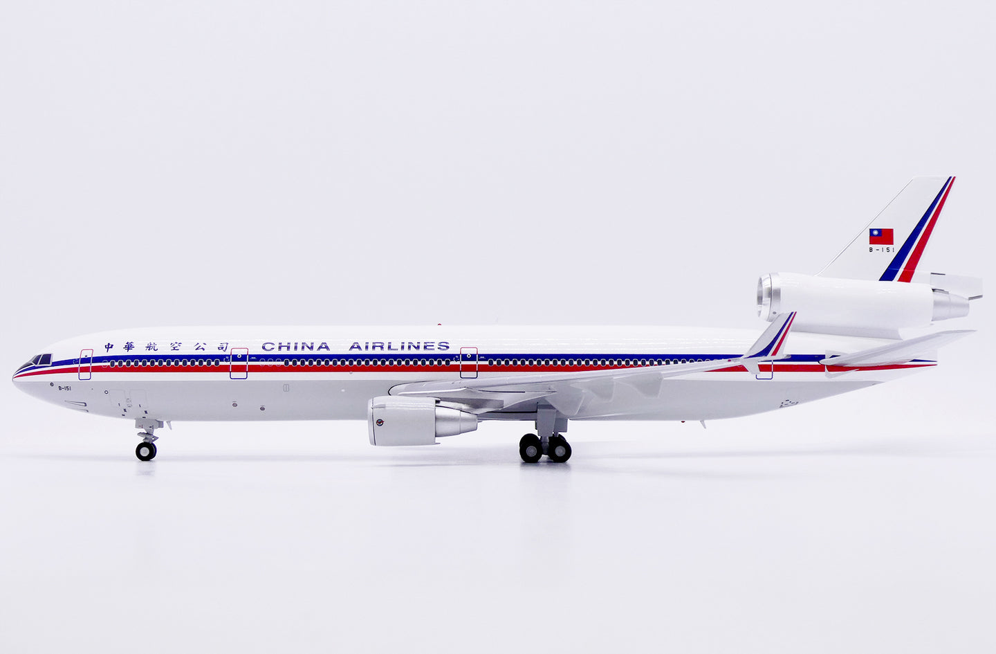 JC WINGS MD-11 CHINA AIRLINES REG: B-151