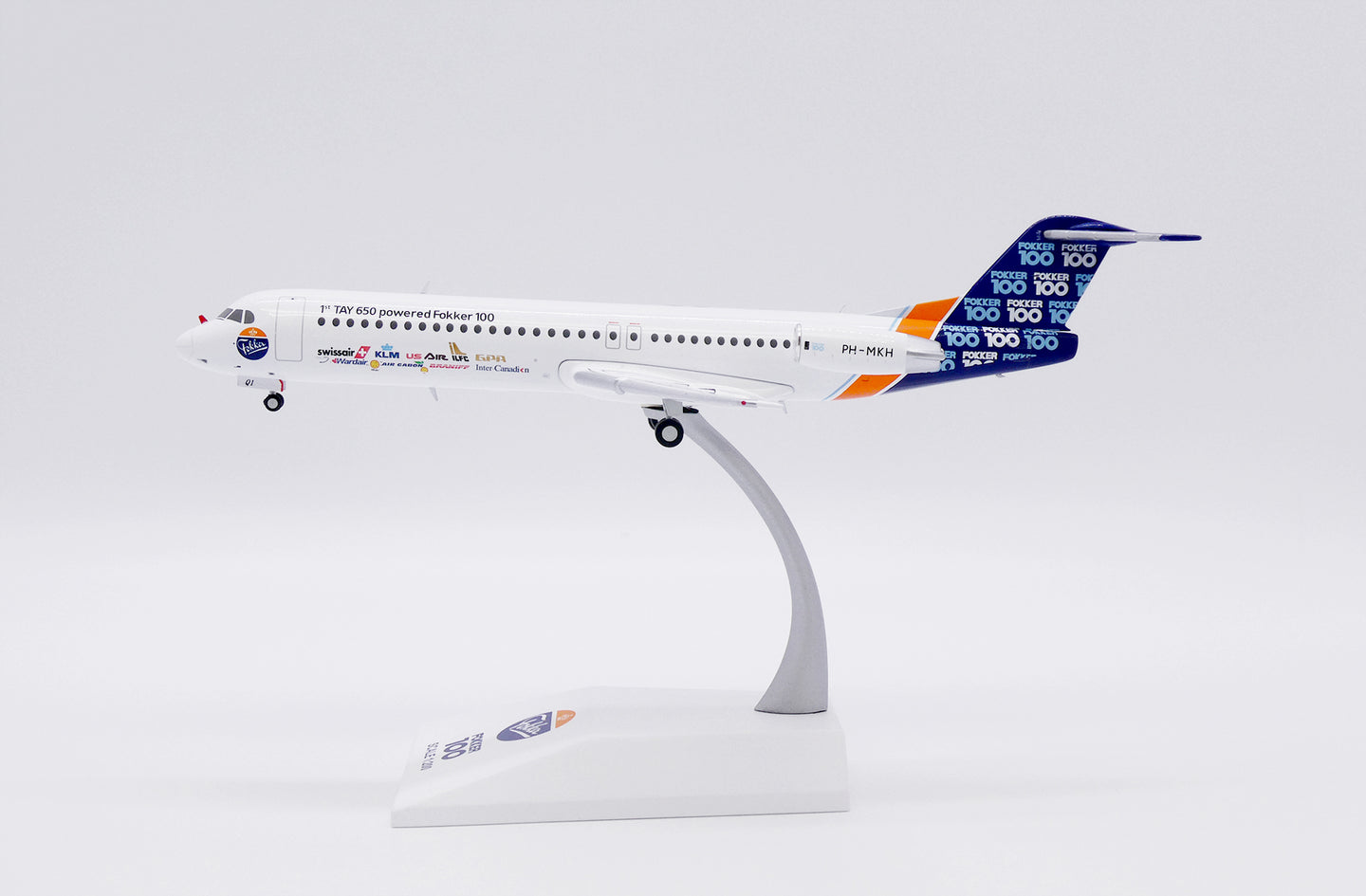 JC WINGS FOKKER 100 HOUSE COLOUR "1ST TAY 650 POWERED FOKKER 100" REG: PH-MKH