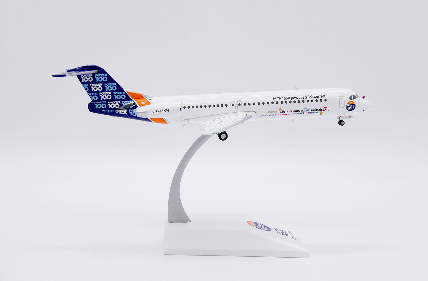 JC WINGS FOKKER 100 HOUSE COLOUR "1ST TAY 650 POWERED FOKKER 100" REG: PH-MKH