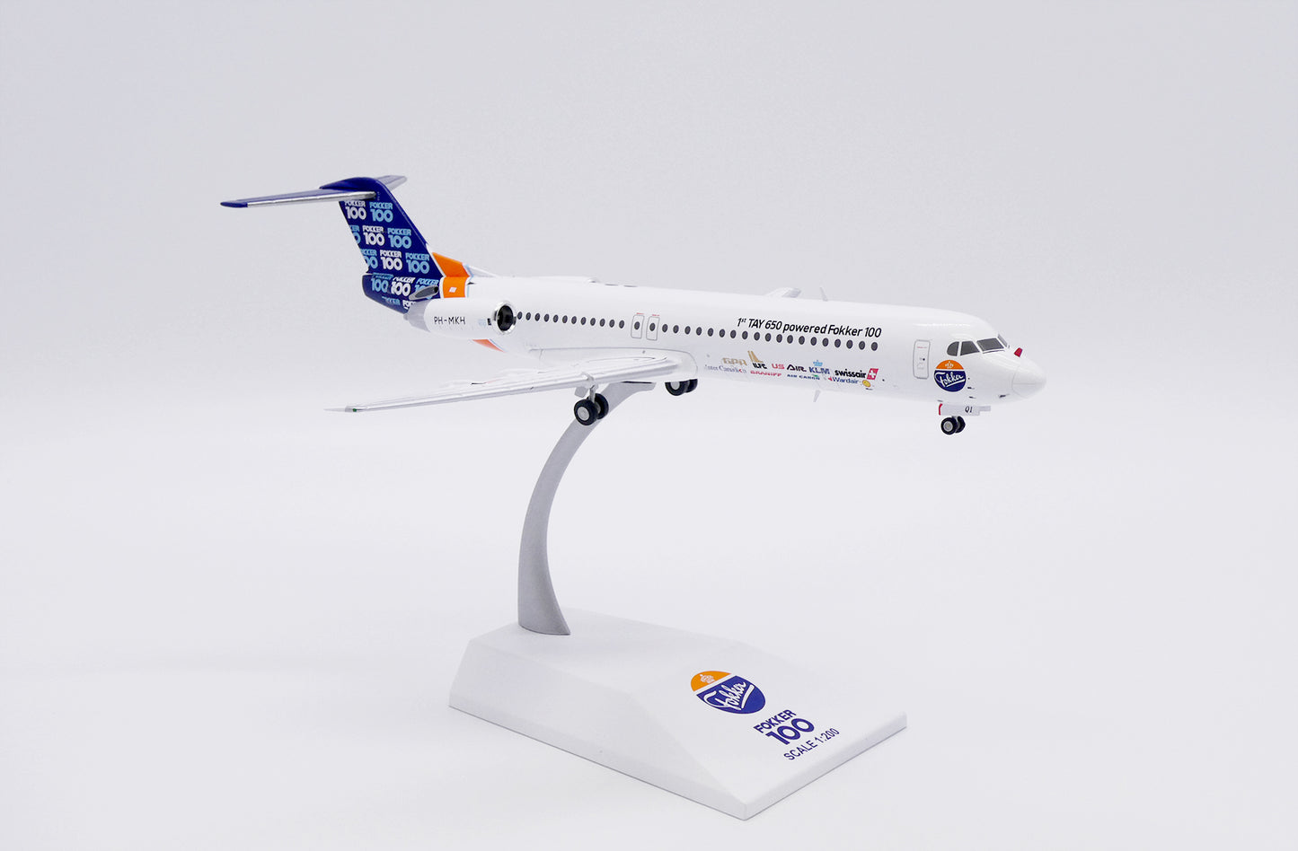 JC WINGS FOKKER 100 HOUSE COLOUR "1ST TAY 650 POWERED FOKKER 100" REG: PH-MKH