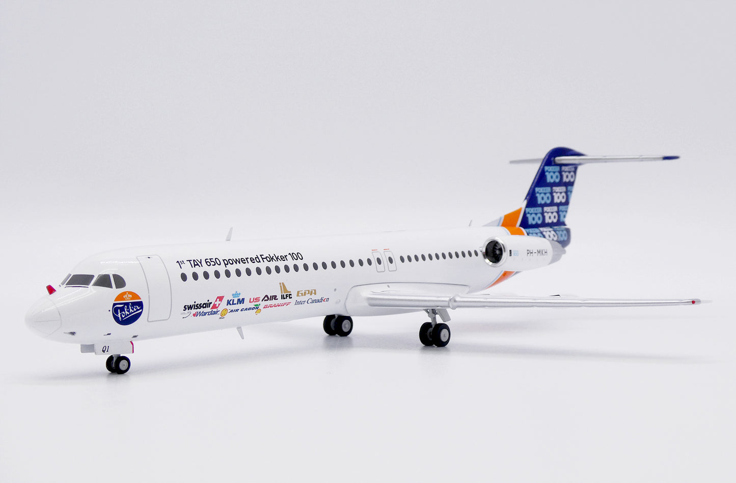 JC WINGS FOKKER 100 HOUSE COLOUR "1ST TAY 650 POWERED FOKKER 100" REG: PH-MKH