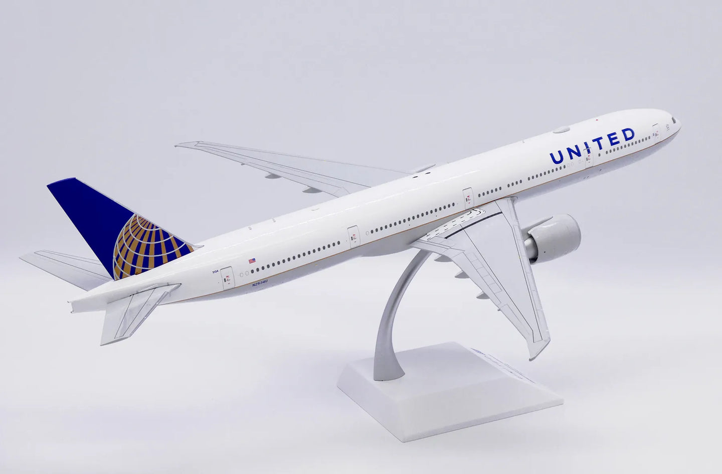 JC WINGS B777-300ER UNITED AIRLINES REG: N2534U
