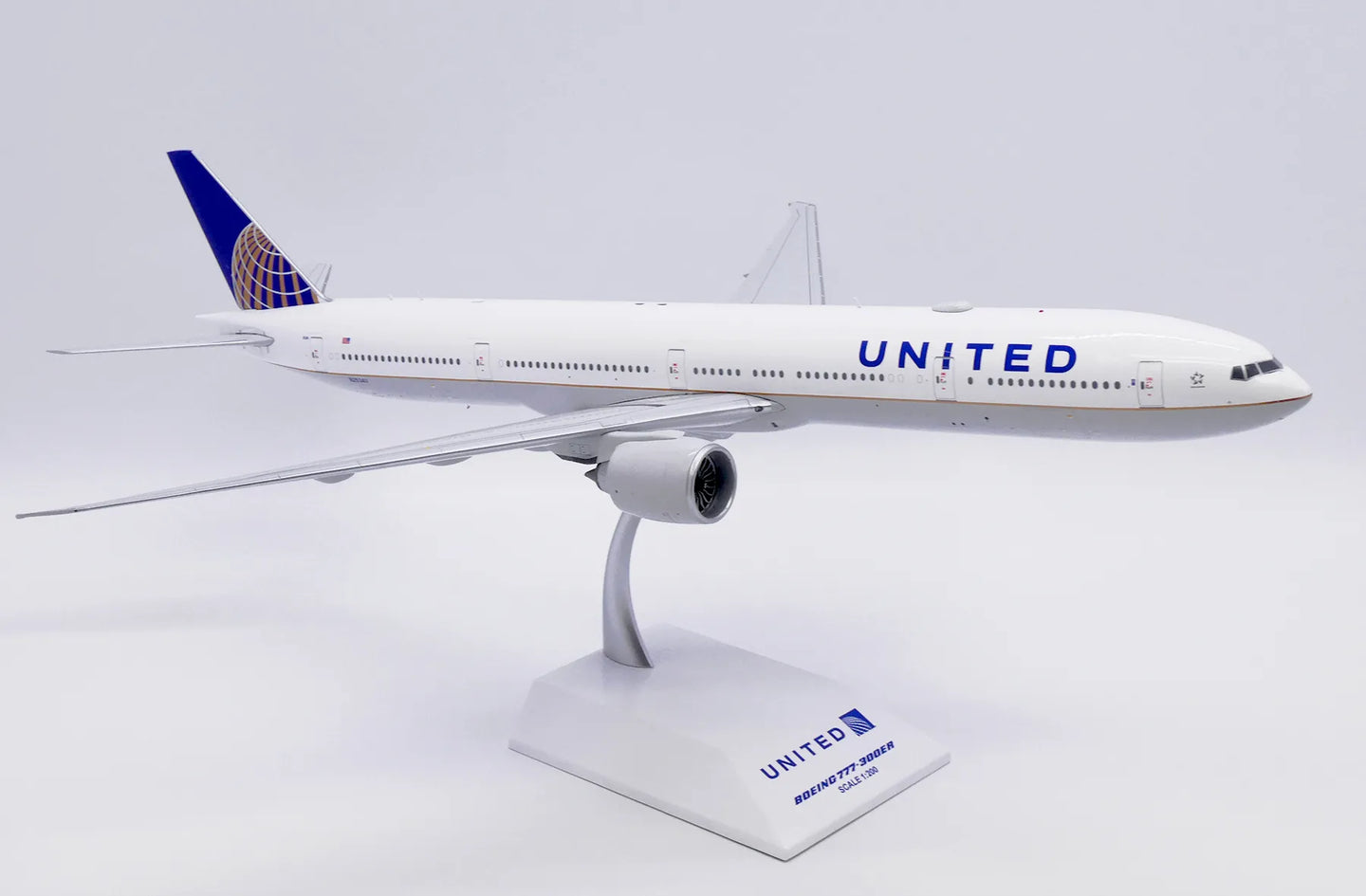JC WINGS B777-300ER UNITED AIRLINES REG: N2534U