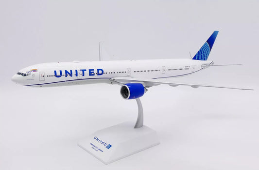 JC WINGS B777-300ER UNITED AIRLINES "SYDNEY WORLD PRIDE" REG: N2749U