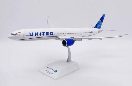 JC WINGS B777-300ER UNITED AIRLINES "SYDNEY WORLD PRIDE" REG: N2749U