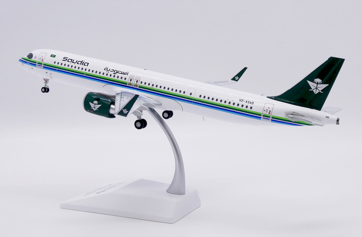 JC WINGS A321NEO SAUDI ARABIAN AIRLINES REG: HZ-ASAD