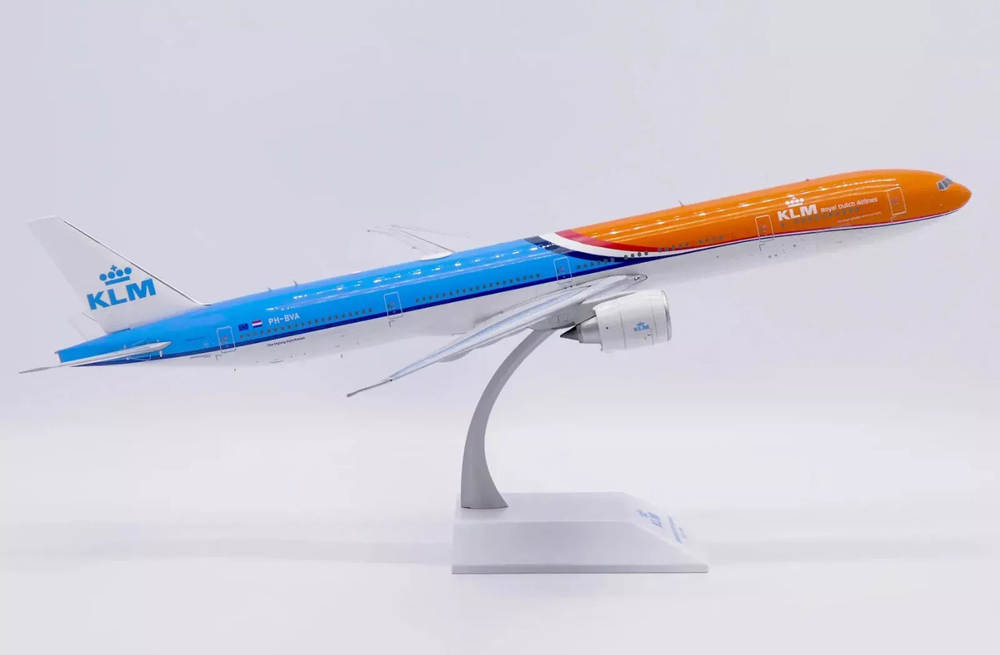 JC WINGS B777-300ER KLM ROYAL DUTCH AIRLINES ORANGE PRIDE REG: PH-BVA