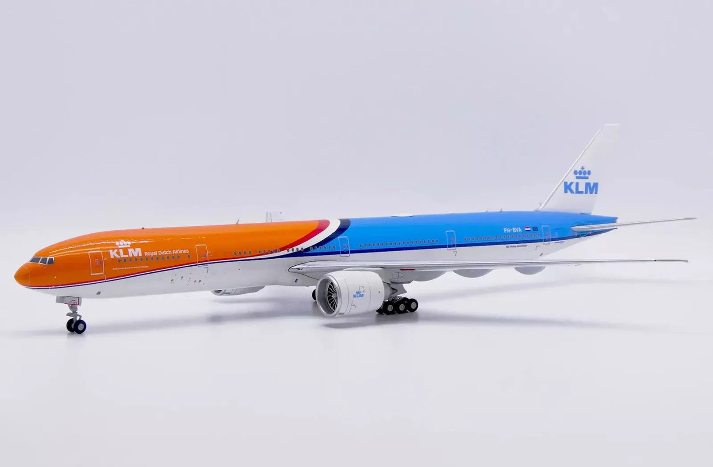 JC WINGS B777-300ER KLM ROYAL DUTCH AIRLINES ORANGE PRIDE REG: PH-BVA