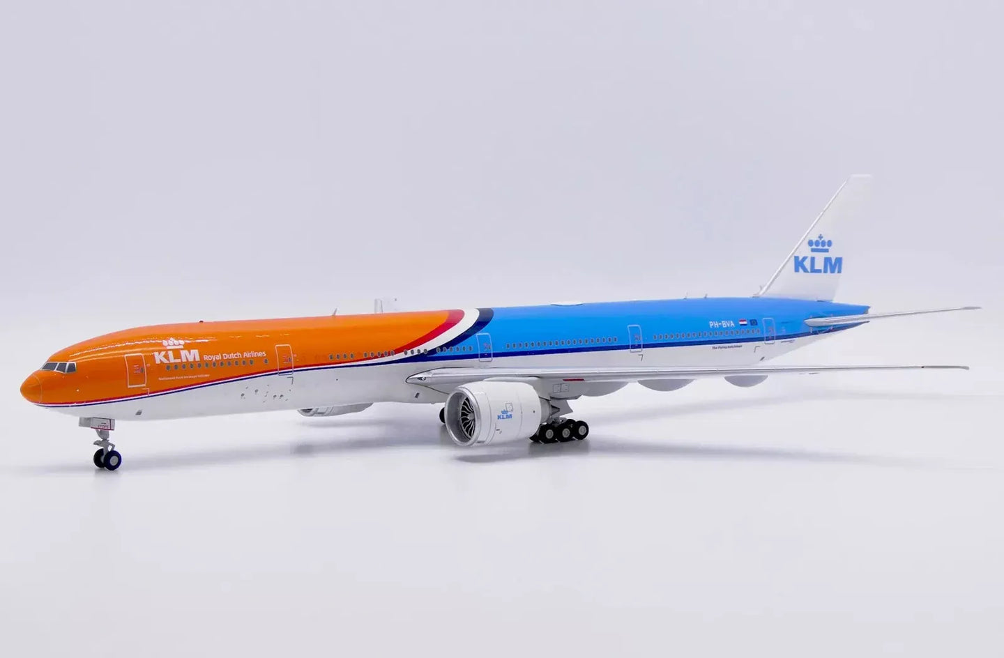 JC WINGS B777-300ER KLM ROYAL DUTCH AIRLINES ORANGE PRIDE REG: PH-BVA