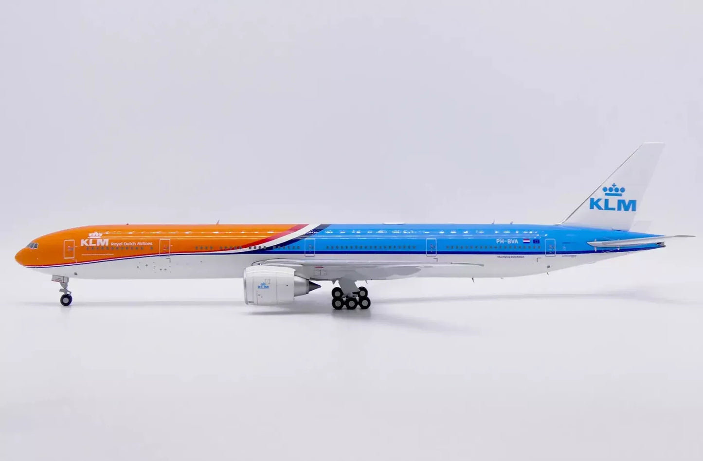 JC WINGS B777-300ER KLM ROYAL DUTCH AIRLINES ORANGE PRIDE REG: PH-BVA