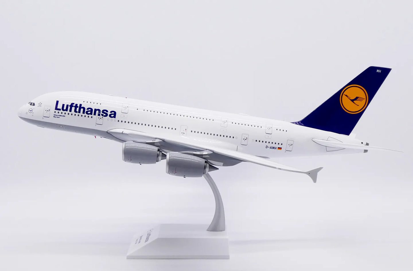 JC WINGS A380 LUFTHANSA "OLD COLOURS" REG: D-AIMH