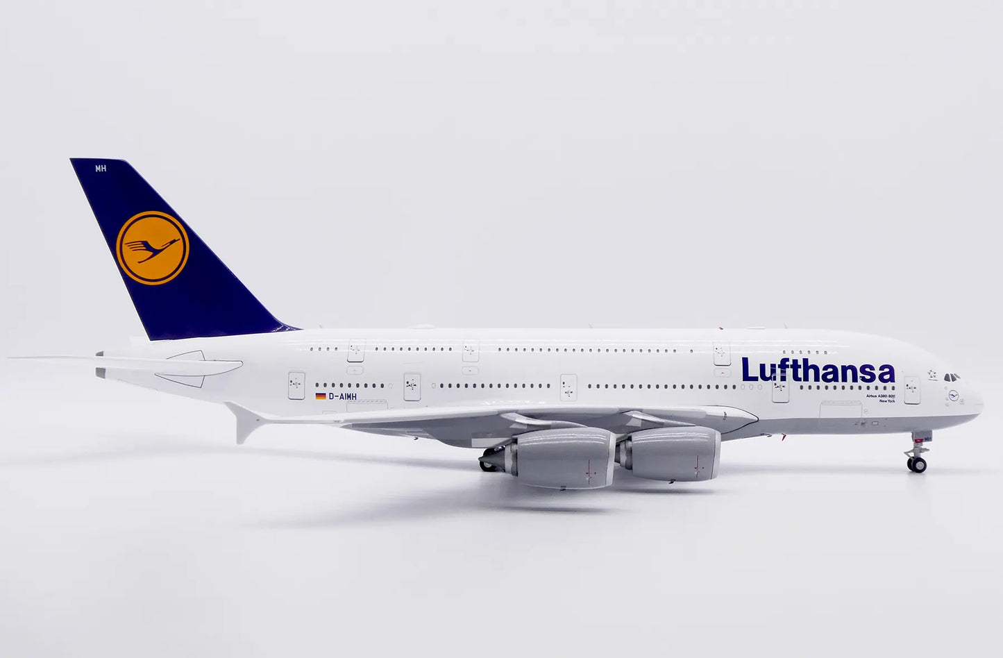JC WINGS A380 LUFTHANSA "OLD COLOURS" REG: D-AIMH