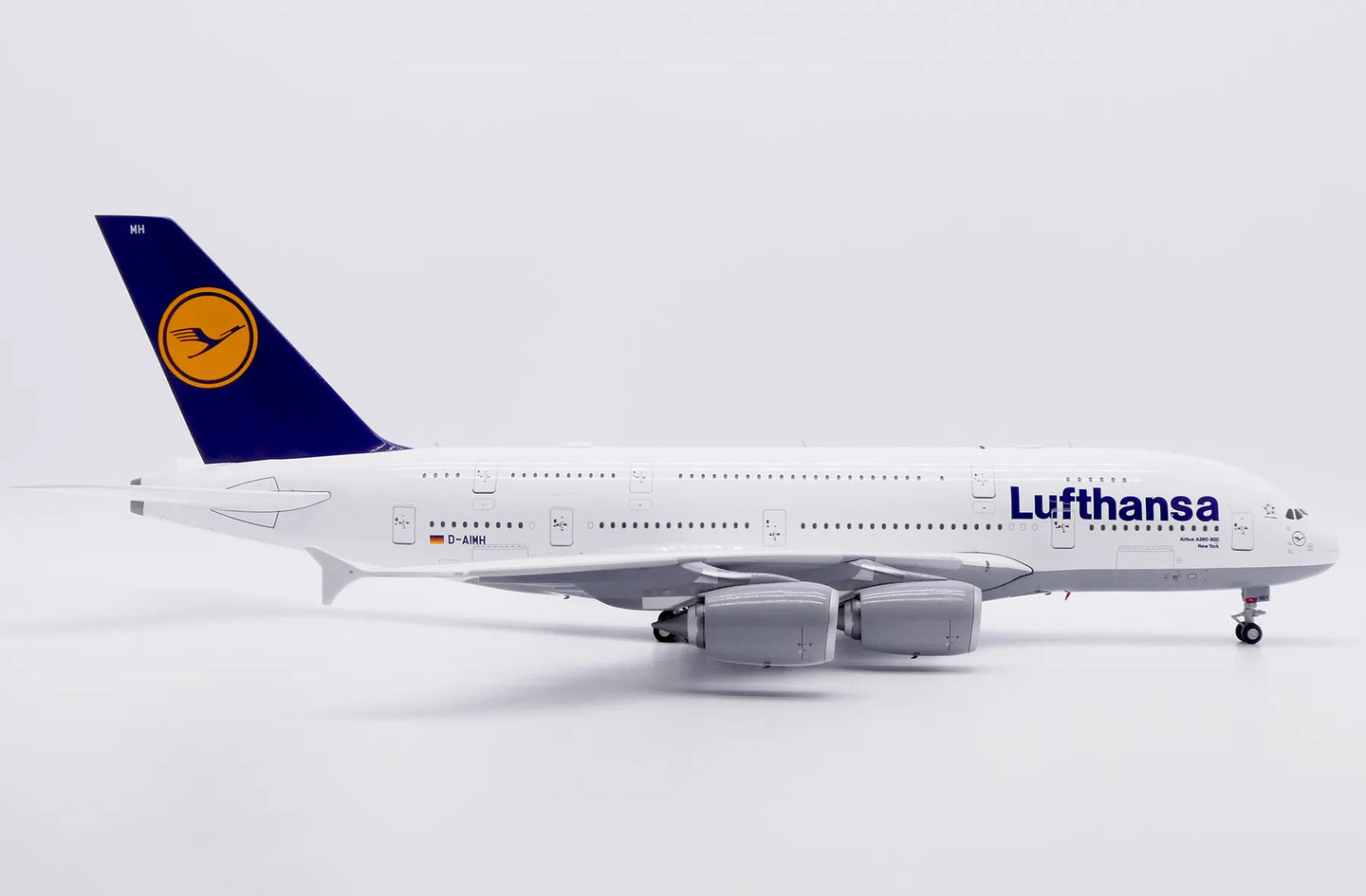 JC WINGS A380 LUFTHANSA "OLD COLOURS" REG: D-AIMH