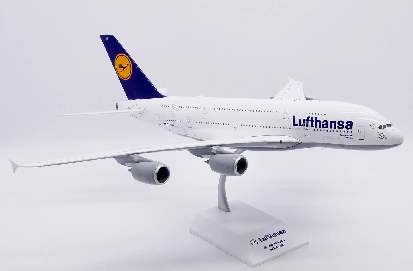 JC WINGS A380 LUFTHANSA "OLD COLOURS" REG: D-AIMH