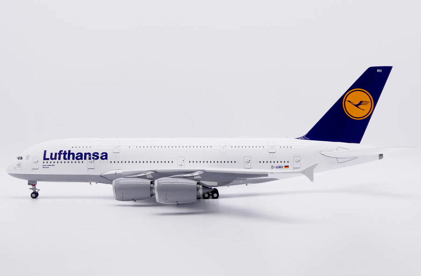 JC WINGS A380 LUFTHANSA "OLD COLOURS" REG: D-AIMH