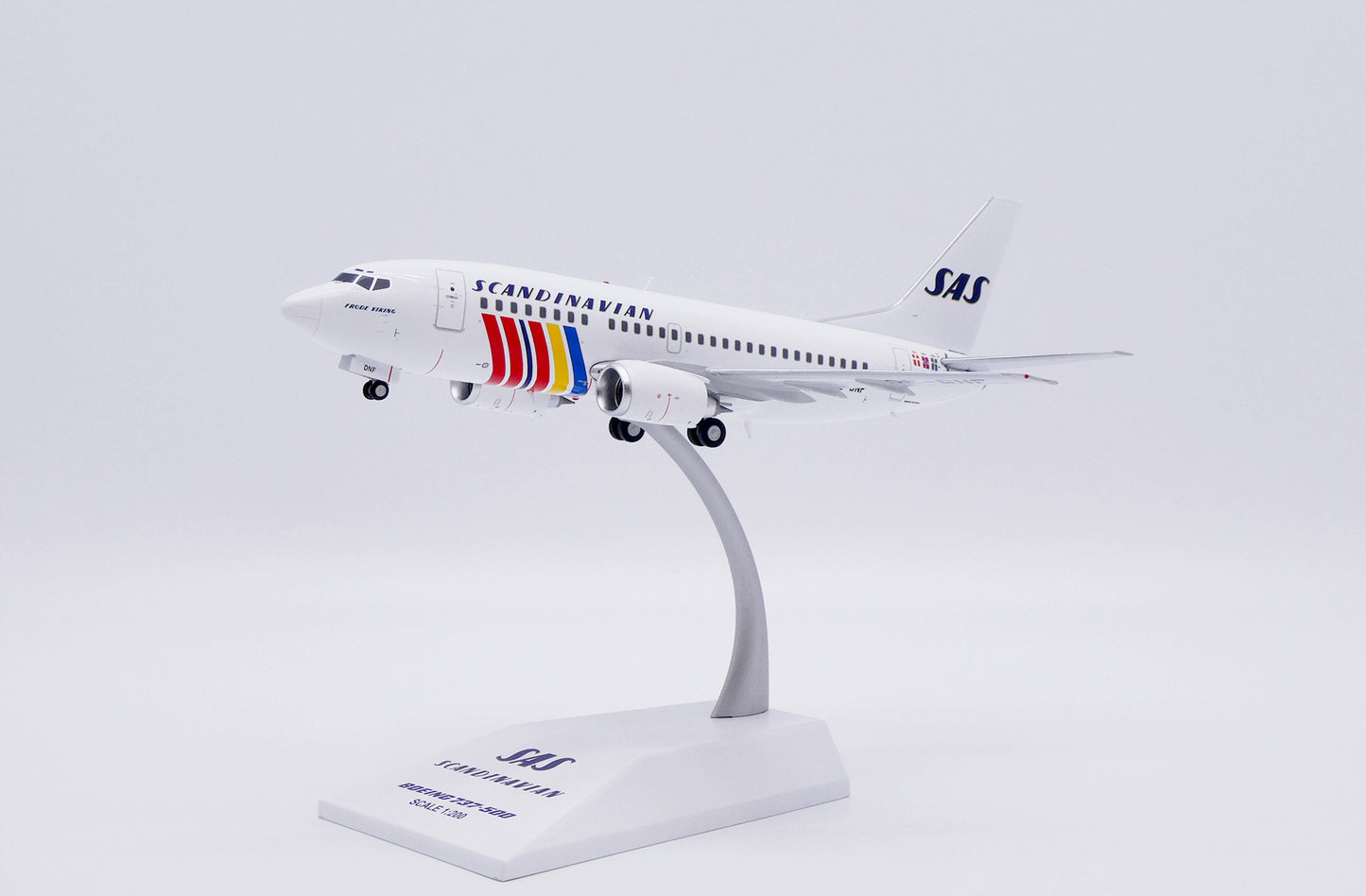 JC WINGS B737-500 SCANDINAVIAN AIRLINES (SAS) REG: SE-DNF
