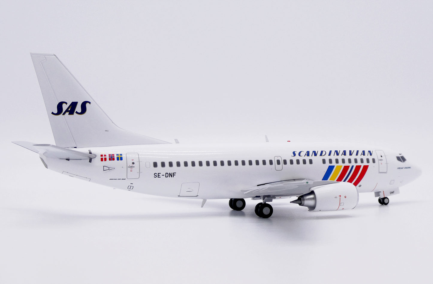 JC WINGS B737-500 SCANDINAVIAN AIRLINES (SAS) REG: SE-DNF
