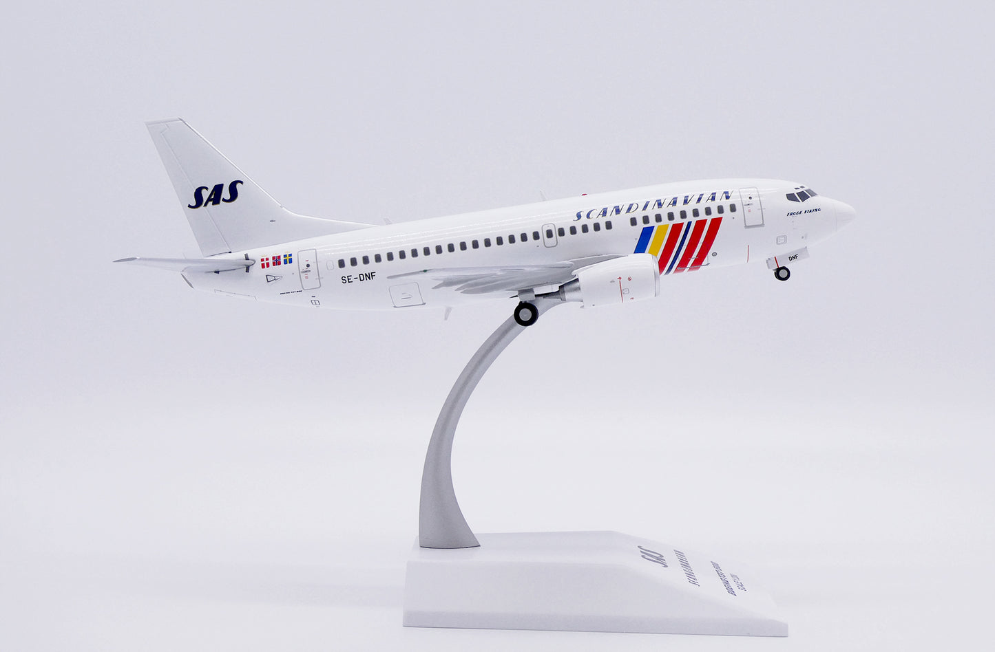 JC WINGS B737-500 SCANDINAVIAN AIRLINES (SAS) REG: SE-DNF