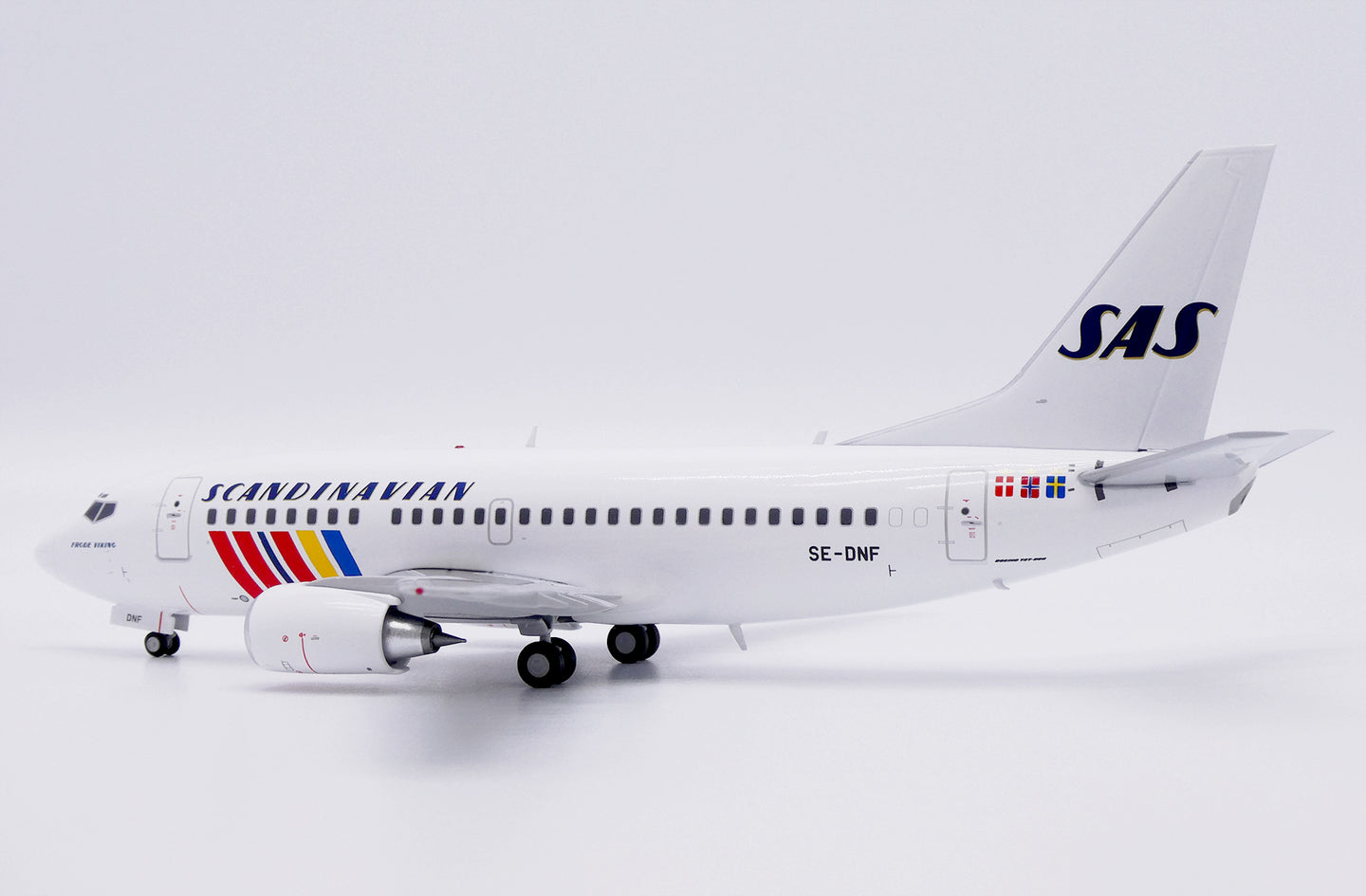 JC WINGS B737-500 SCANDINAVIAN AIRLINES (SAS) REG: SE-DNF