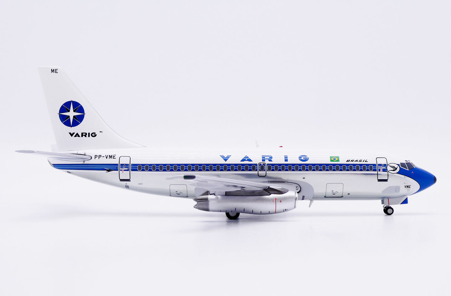 JC WINGS B737-200 VARIG (POLISHED) REG: PP-VME