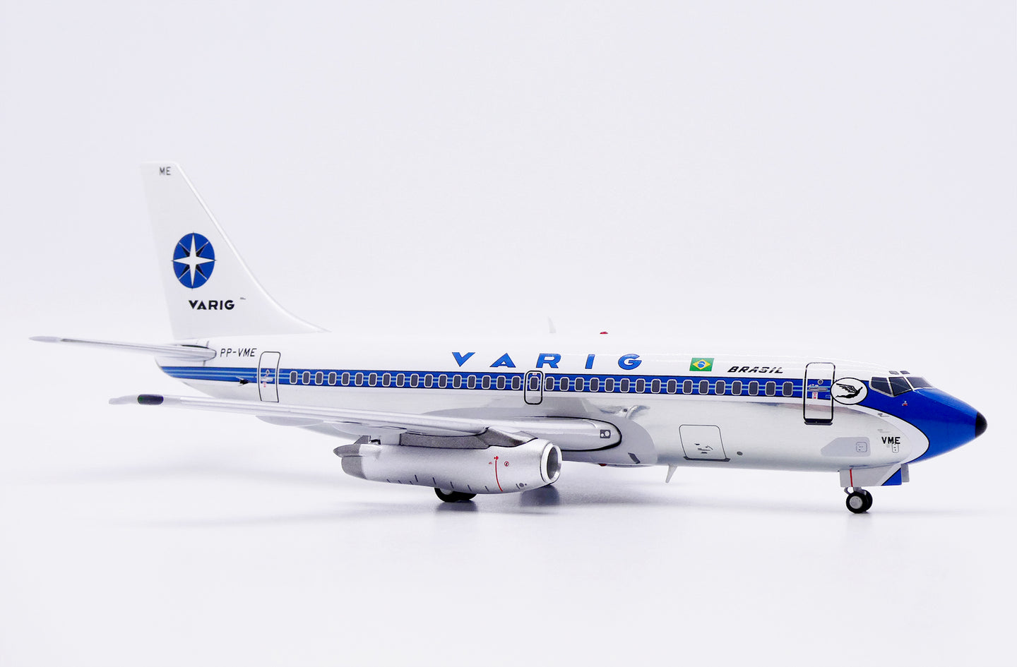 JC WINGS B737-200 VARIG (POLISHED) REG: PP-VME