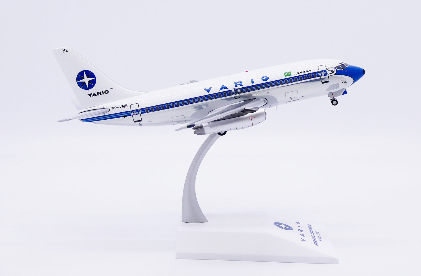 JC WINGS B737-200 VARIG (POLISHED) REG: PP-VME