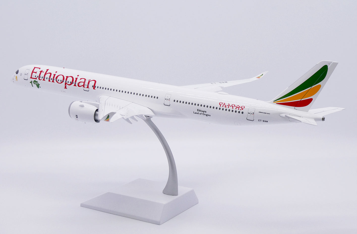JC WINGS A350-1000 ETHIOPIAN AIRLINES "1ST A350-1000 IN AFRICA" (FLAPS DOWN) REG: ET-BAW