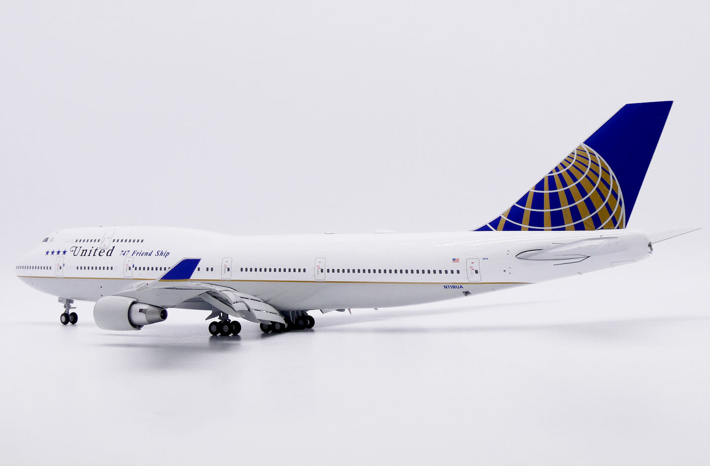 JC WINGS B747-400 UNITED AIRLINES "747 FRIEND SHIP" (FLAPS DOWN) REG: N118UA