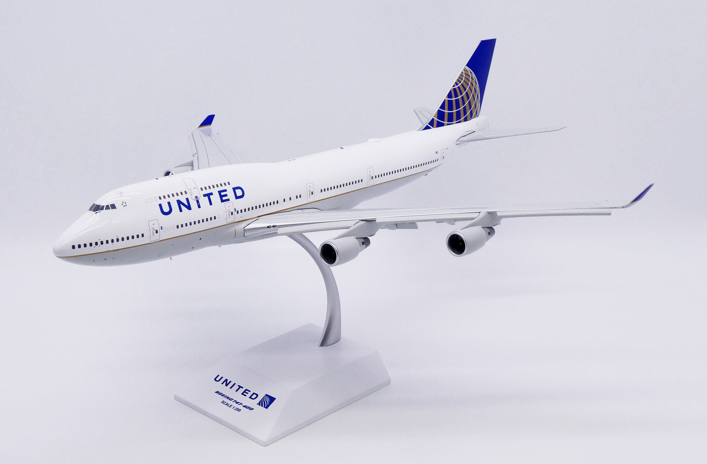 JC WINGS B747-400 UNITED AIRLINES (FLAPS DOWN) REG: N175UA