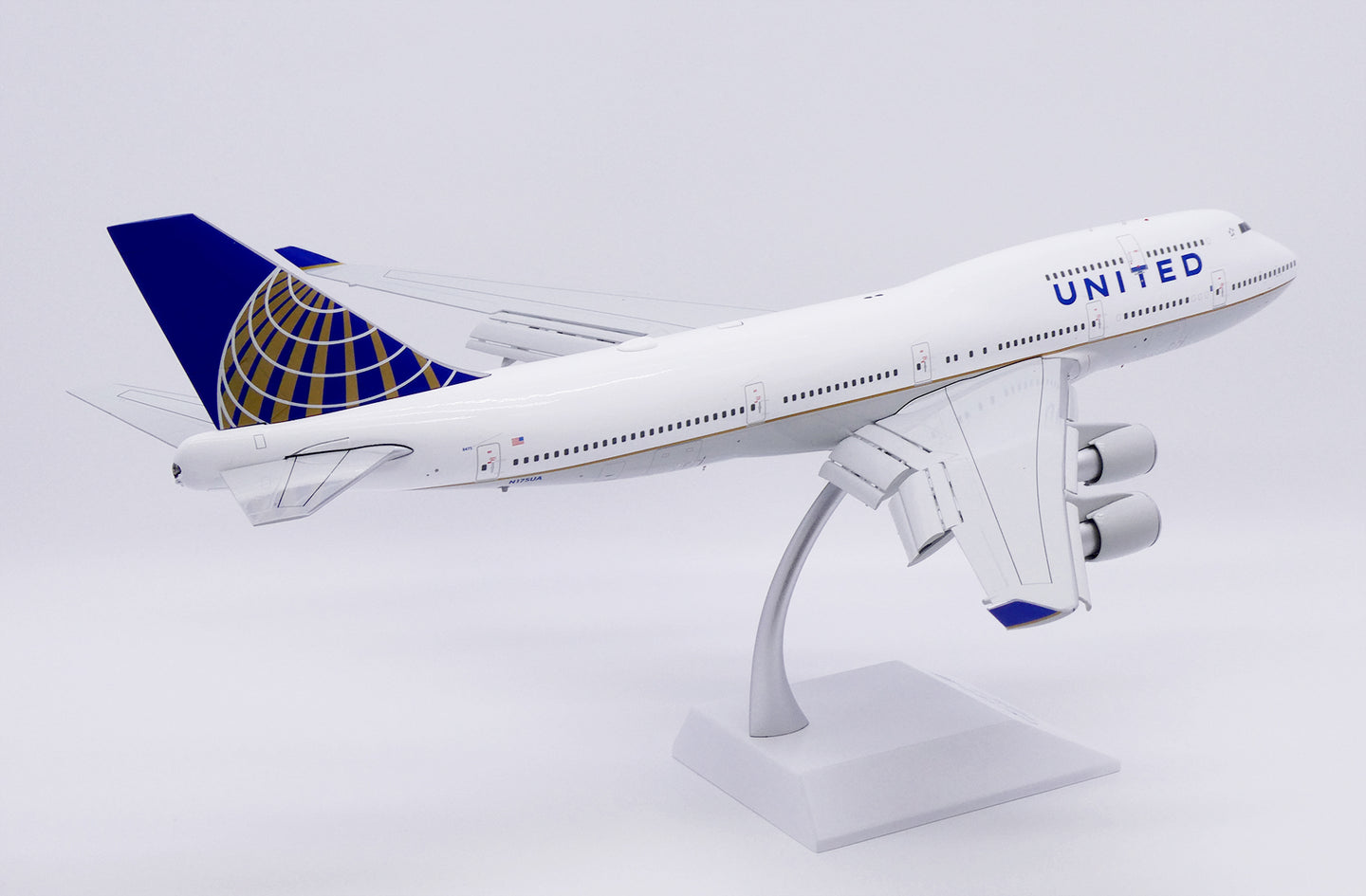 JC WINGS B747-400 UNITED AIRLINES (FLAPS DOWN) REG: N175UA