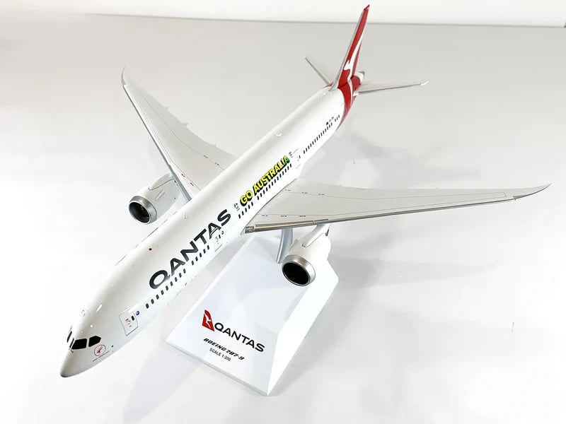 JC WINGS B787-9 DREAMLINER QANTAS "GO AUSTRALIA" REG: VH-ZNH