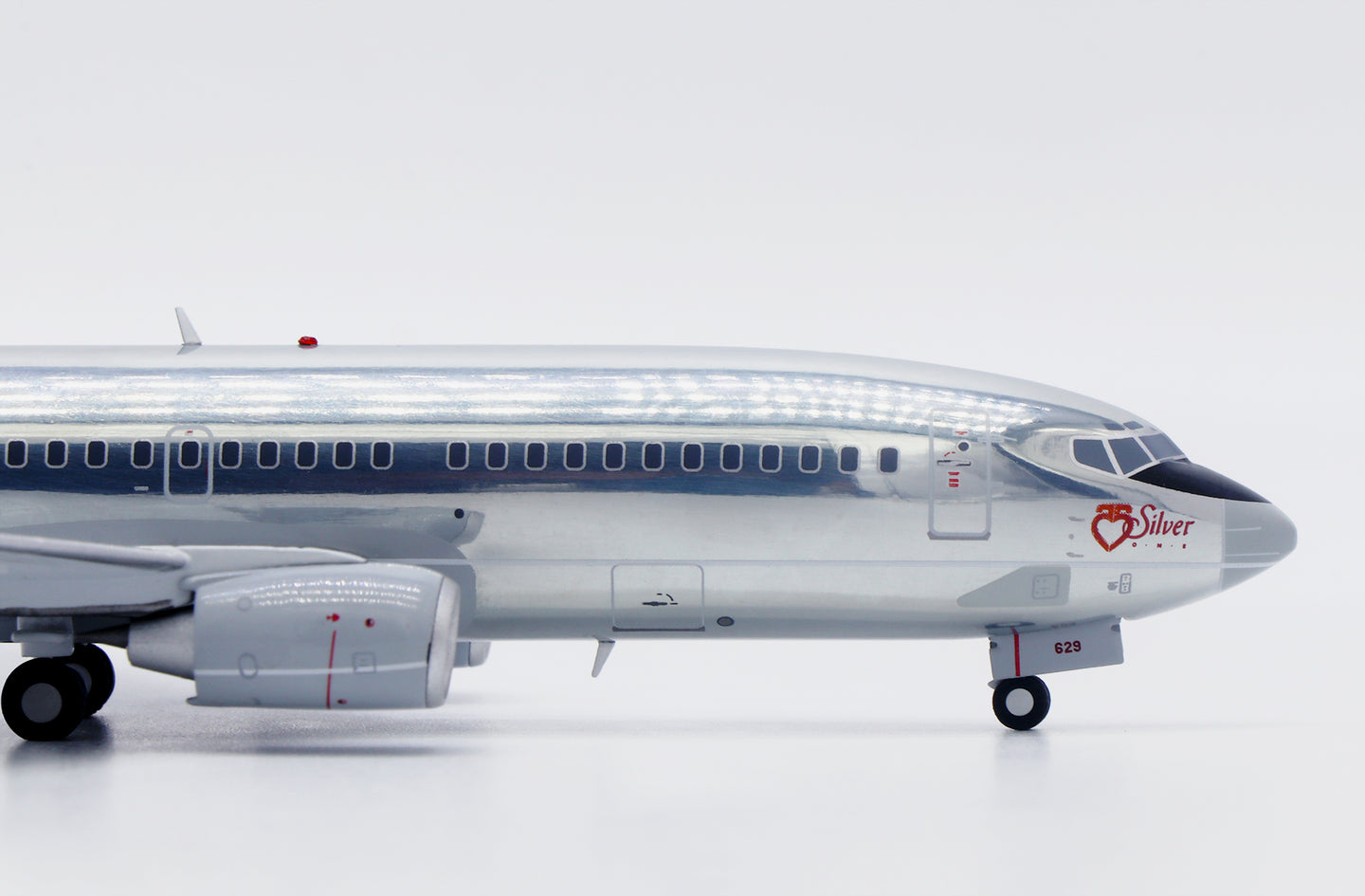 JC WINGS B737-300 SOUTHWEST AIRLINES "SILVER ONE" (POLISHED) REG: N629SW